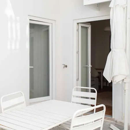 Amaro - Elegant 2 Bedroom In Alcantara