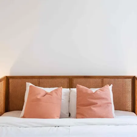 Daire Amaro - Elegant 2 Bedroom In Alcantara