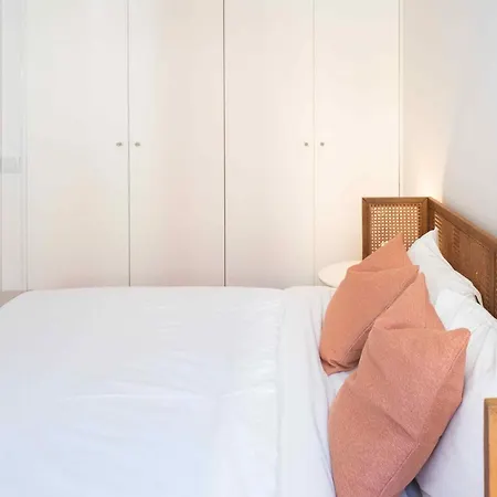 Daire Amaro - Elegant 2 Bedroom In Alcantara