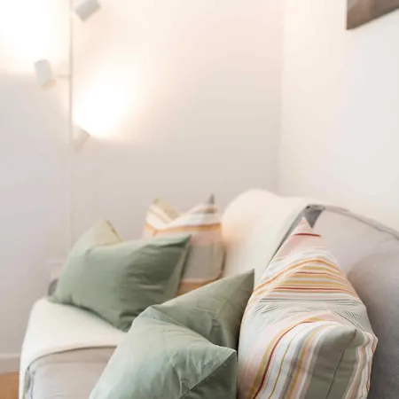 Daire Amaro - Elegant 2 Bedroom In Alcantara